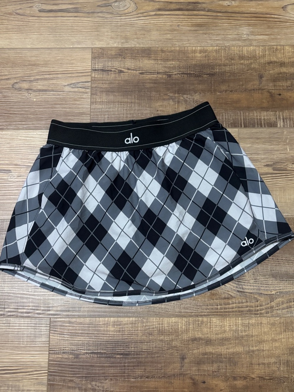 ALO Yoga Black and White Striped Waistband Skort